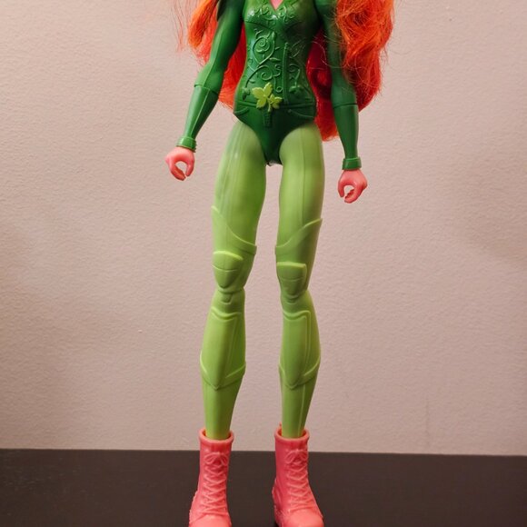 DC Superhero Girls Poison Ivy Doll - Picture 5 of 14